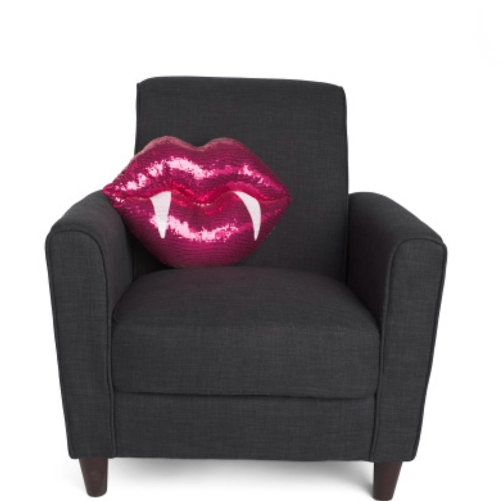 NWT Rachel Zoe Hot Pink Sequin Vampire Lips Throw Pillow - Picture 5 of 5